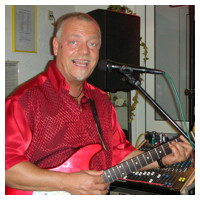 Hansi mit roter Gitarre Hansi mit roter Gitarre